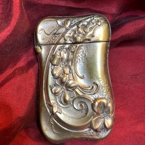 ART NOUVEAU MATCH SAFE
